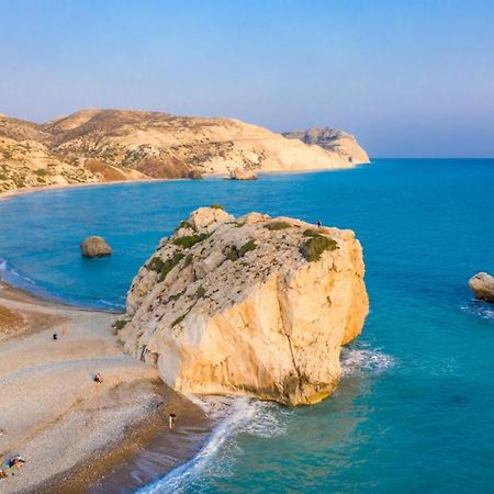 Villa Seashore One Paphos ภายนอก รูปภาพ