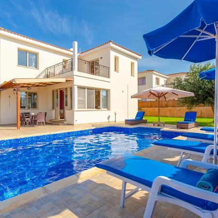 Villa Seashore One Paphos ภายนอก รูปภาพ