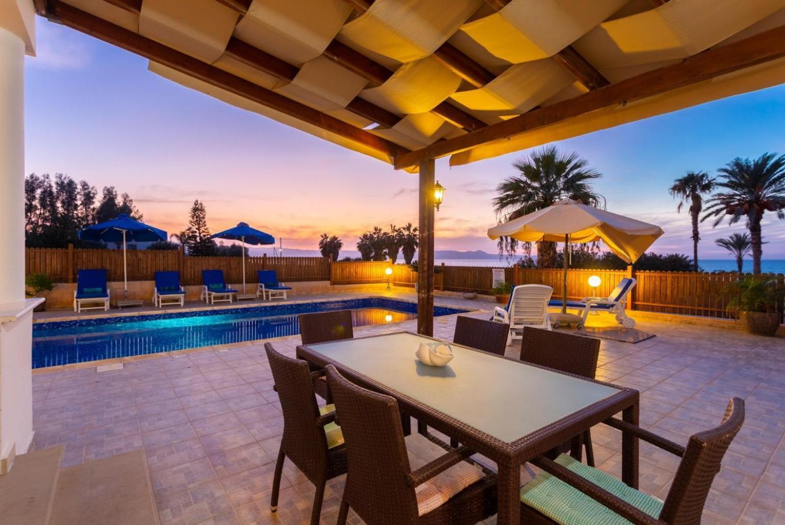 Villa Seashore One Paphos ภายนอก รูปภาพ