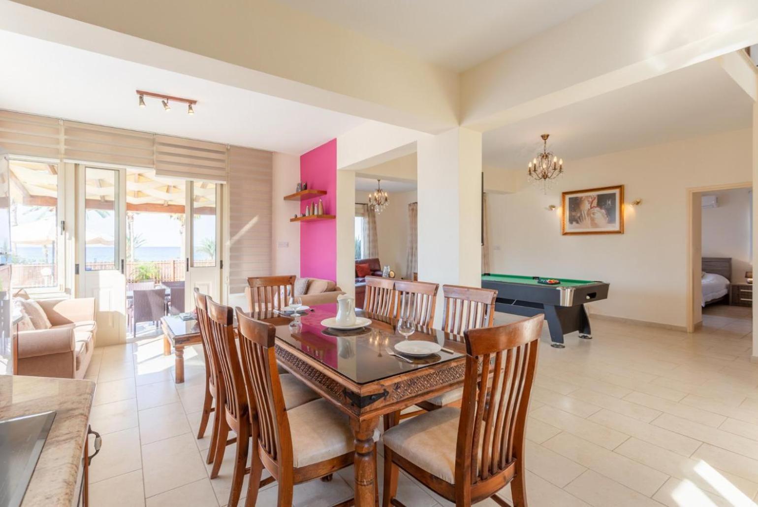 Villa Seashore One Paphos ภายนอก รูปภาพ
