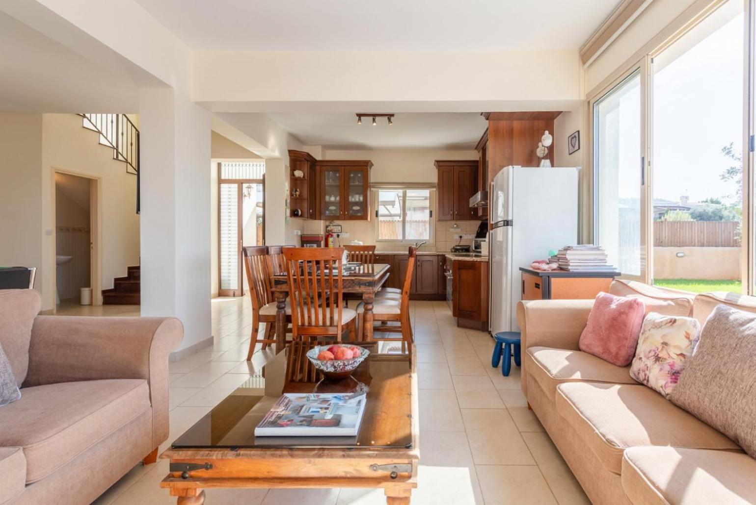 Villa Seashore One Paphos ภายนอก รูปภาพ