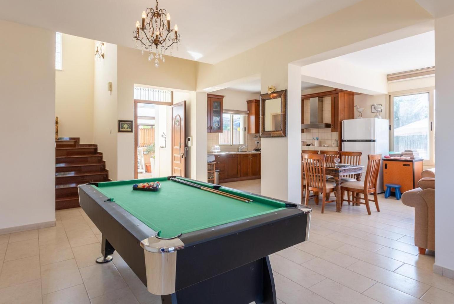 Villa Seashore One Paphos ภายนอก รูปภาพ