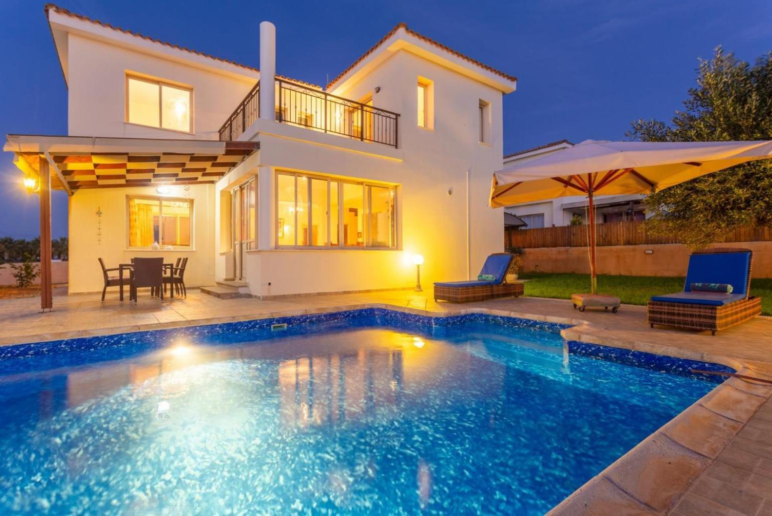 Villa Seashore One Paphos ภายนอก รูปภาพ
