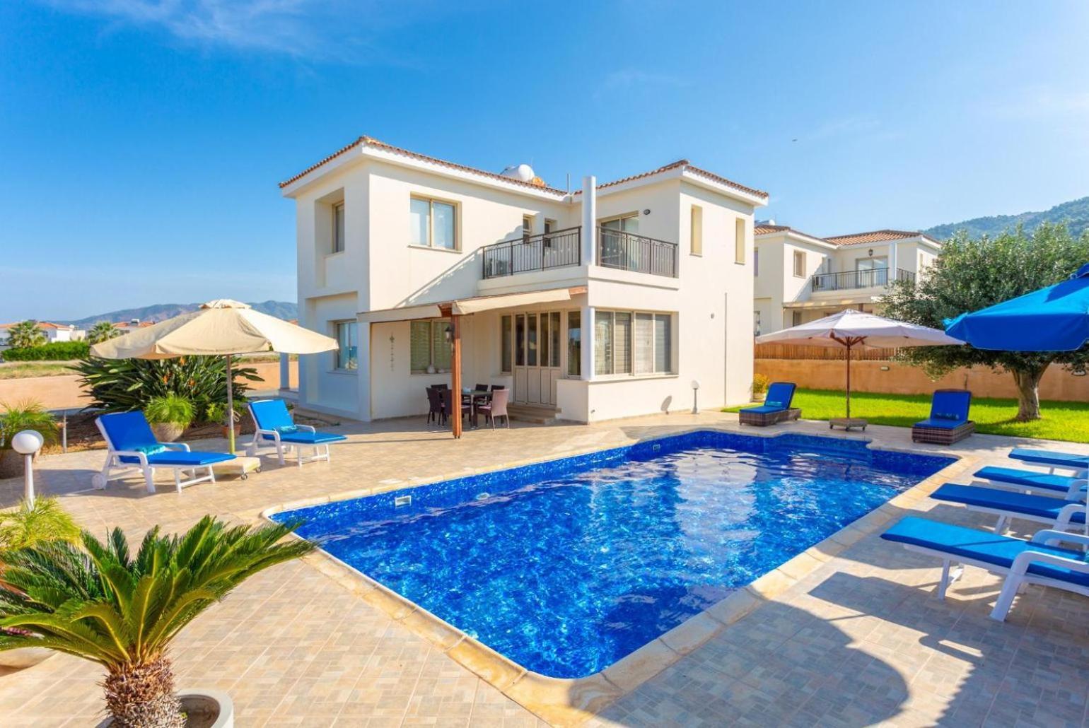 Villa Seashore One Paphos ภายนอก รูปภาพ